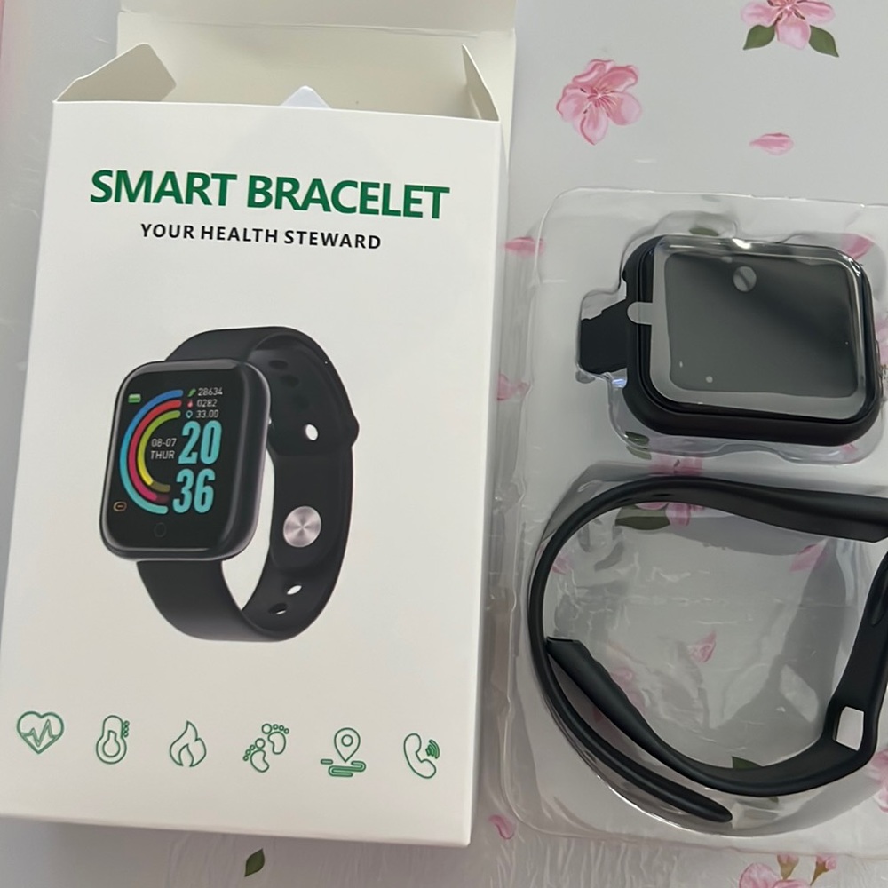 Smart Watch (Black) High Blood Pressure, Steps, Incoming Calls